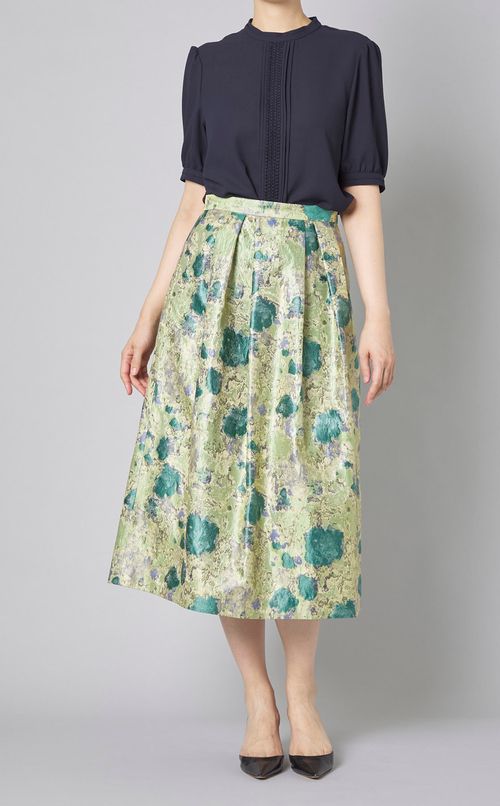 チンツフラワータックフレアスカート