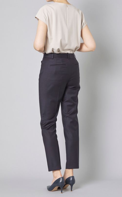 センタープレスクロップドパンツ