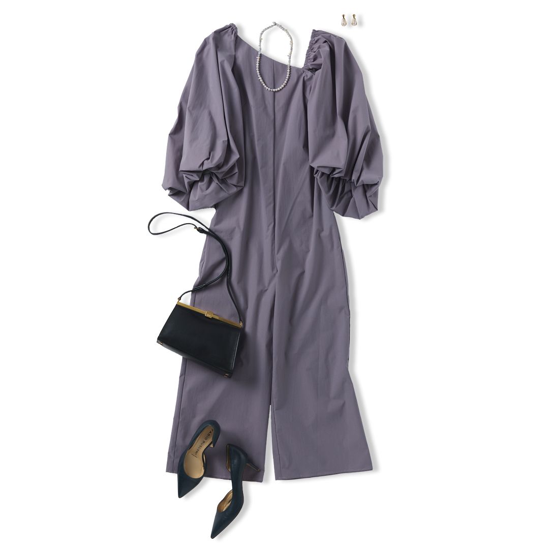 10月の休日コーデにおすすめのパープルのロンパース。