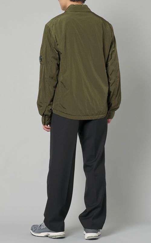 フラップポケットオーバーシャツ