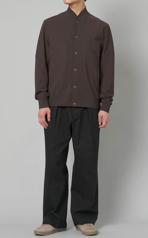 プレシジョンポンチブルゾン