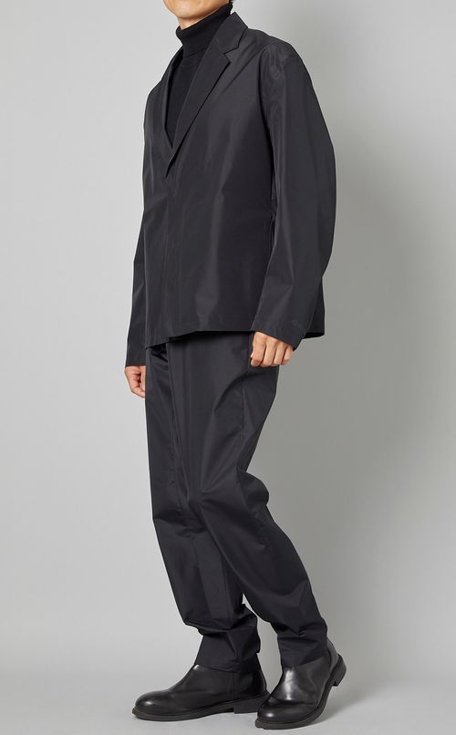 ウインドストッパージャケット