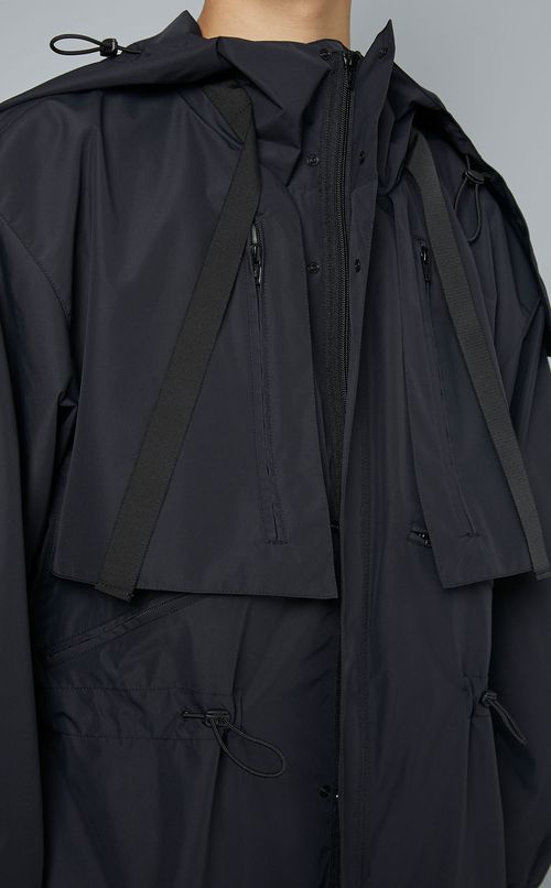 ゴアテックスフーデッドコート