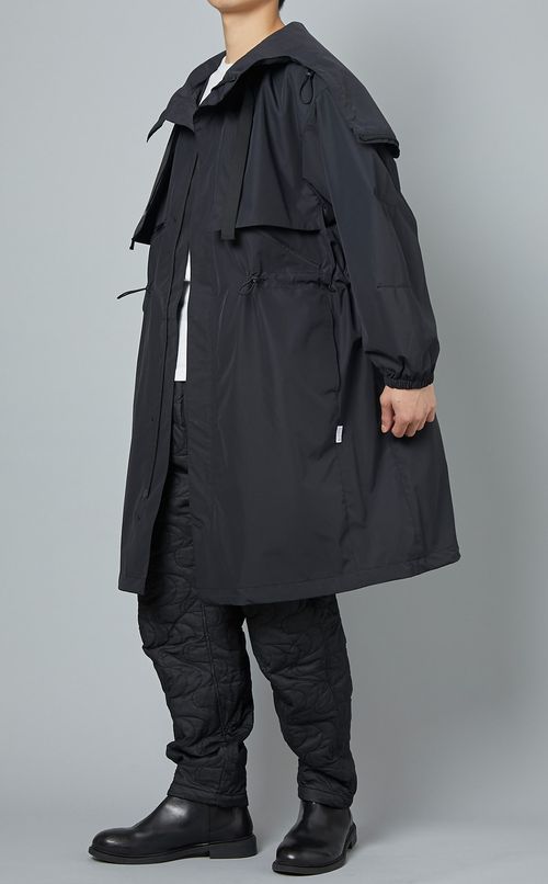 ゴアテックスフーデッドコート