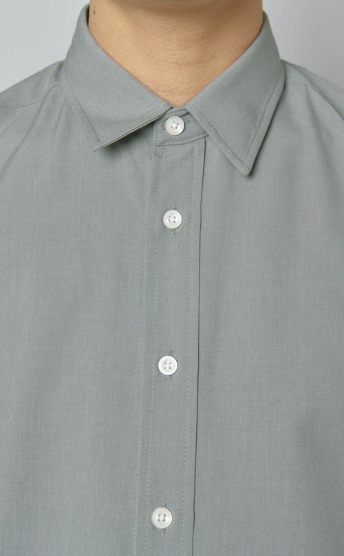 ショートスリーブレギュラーカラーシャツ