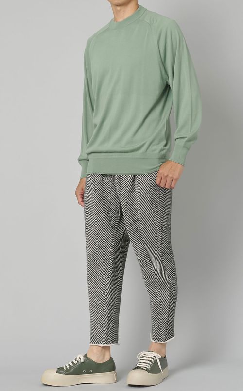 ウーステッドウールプルオーバーニット