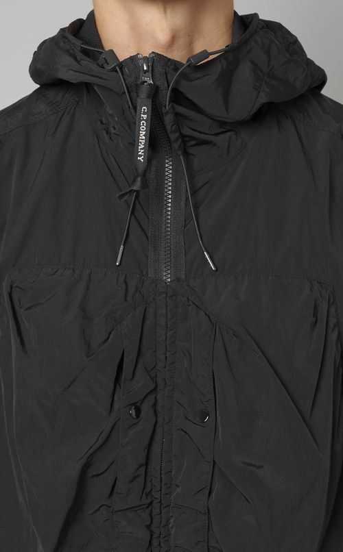 フードオーバーシャツ