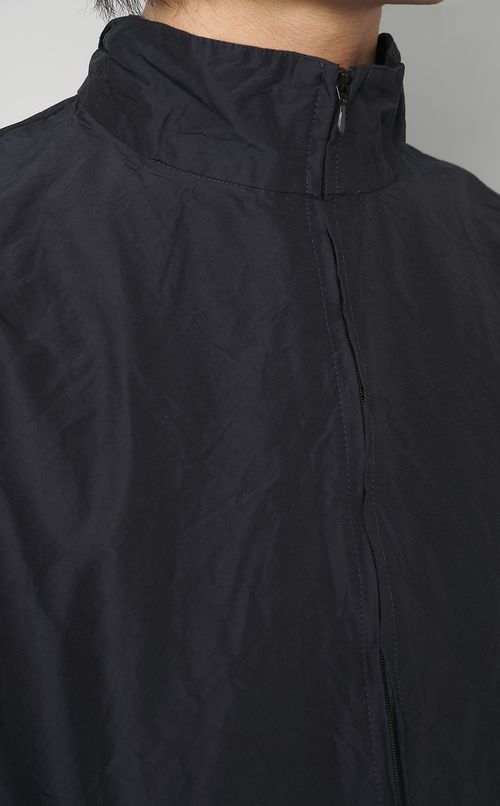 ナイロントラックジャケット