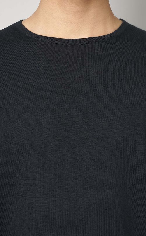 メリノウールクルーネックプルオーバー