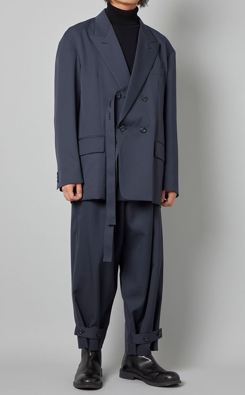 4ボタンダブルジャケット