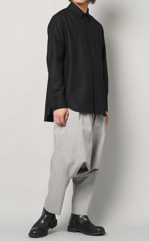 バックプリーツウールシャツ