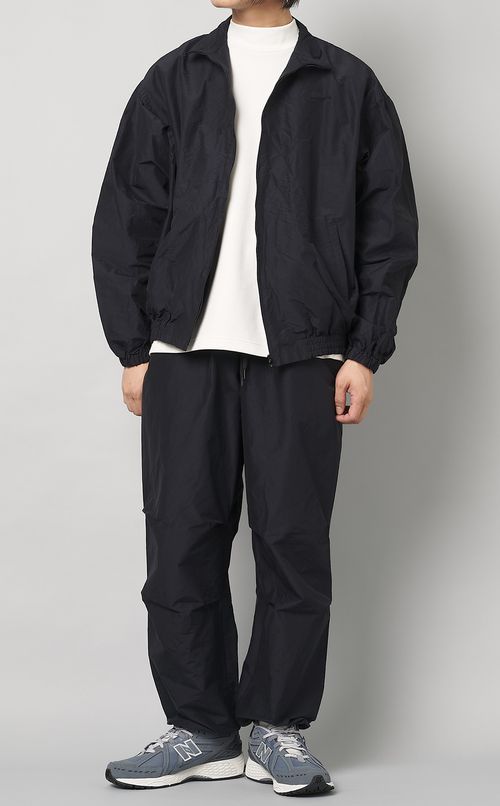 ナイロントラックジャケット