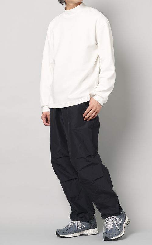 ナイロンニータックパンツ