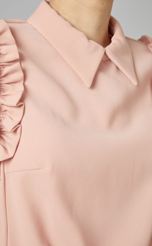 フリルハーフスリーブブラウス