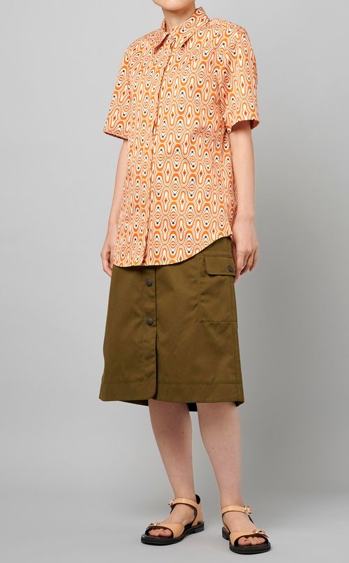 ジオメトリックプリント半袖ブラウス