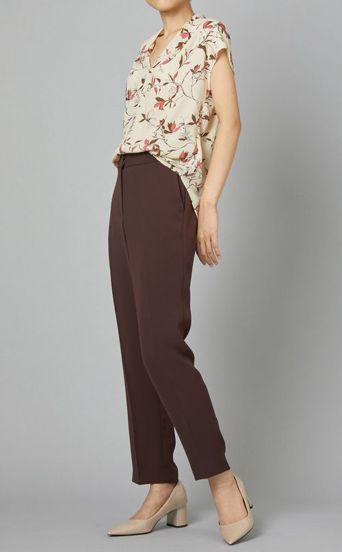 センタープレスクロップドパンツ