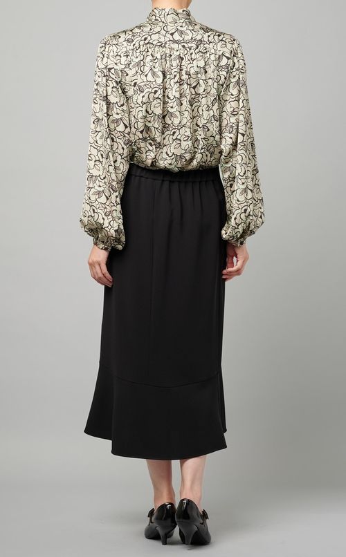 フラワープリントボウタイブラウス