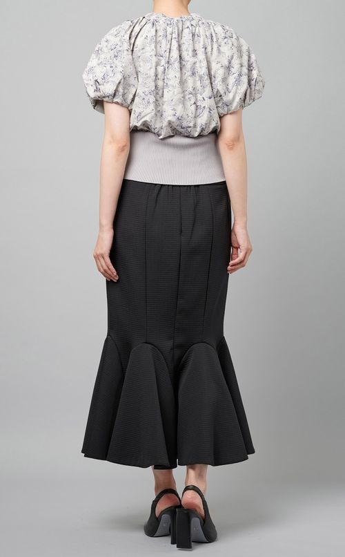 ウエストリブバルーントップス