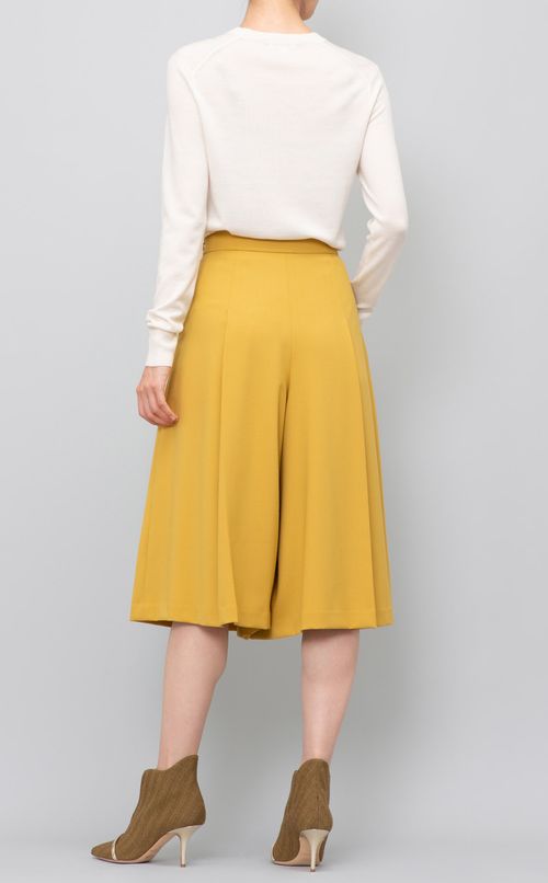 タックプリーツキュロットパンツ