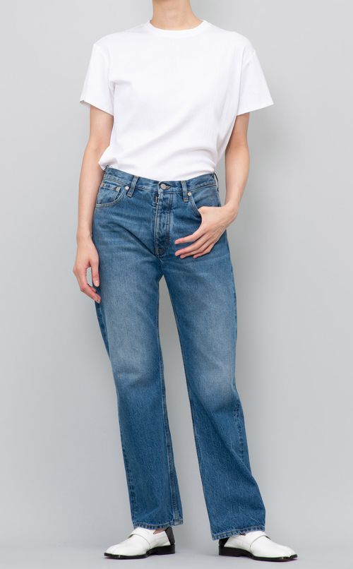 ストレートデニムパンツ