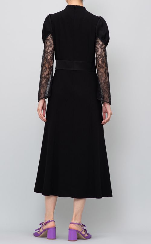 パール付レーススリーブワンピース