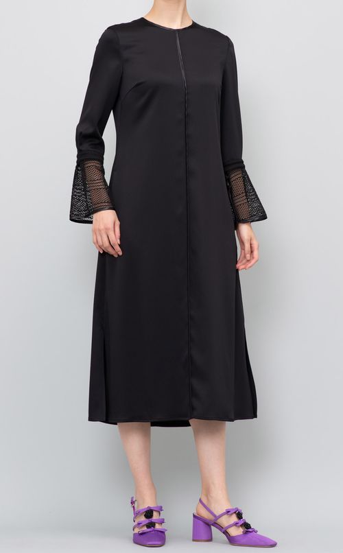 リストレースサテンワンピース