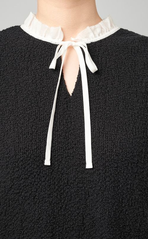 バルキーヤーンパフスリーブプルオーバー