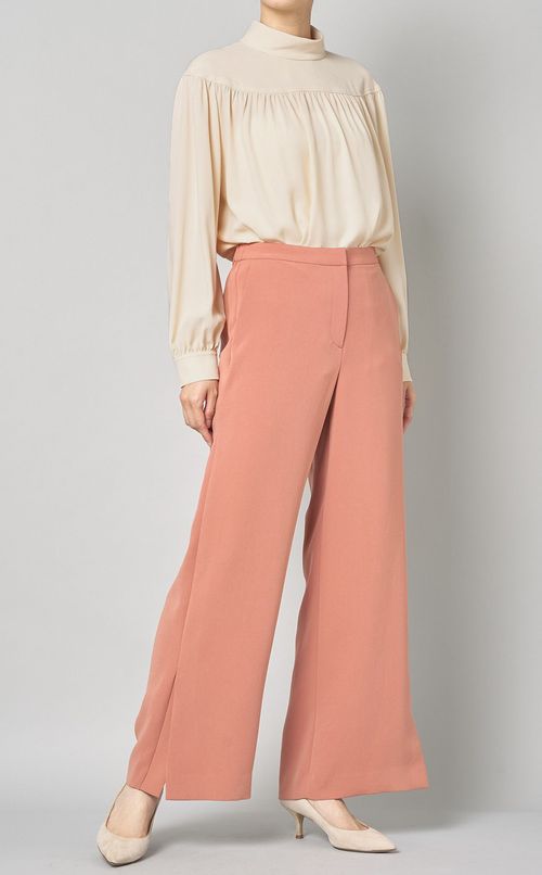 ギャザースリーブスタンドネックブラウス