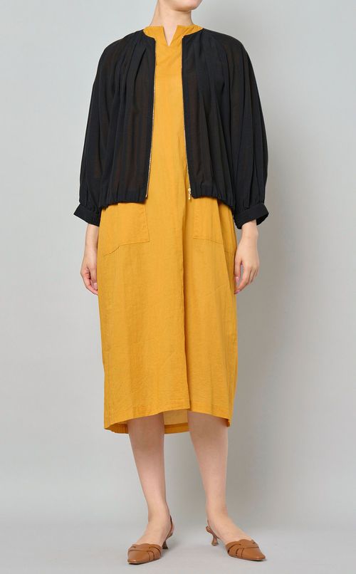 ノーカラーシアーブルゾン