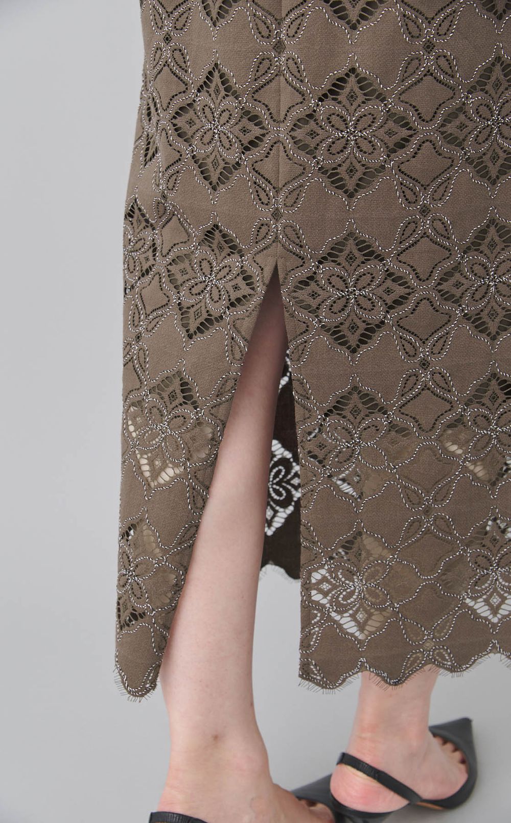 コードバイカラーレースタイトスカート