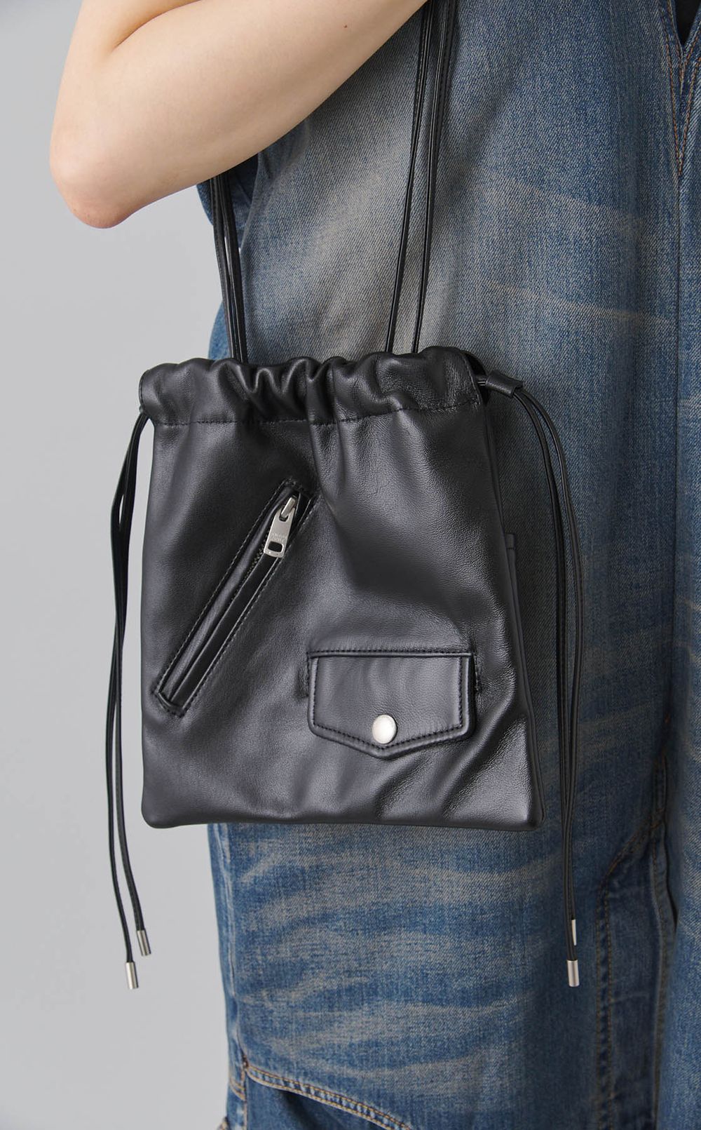 ライダースデザインドローストリングバッグ