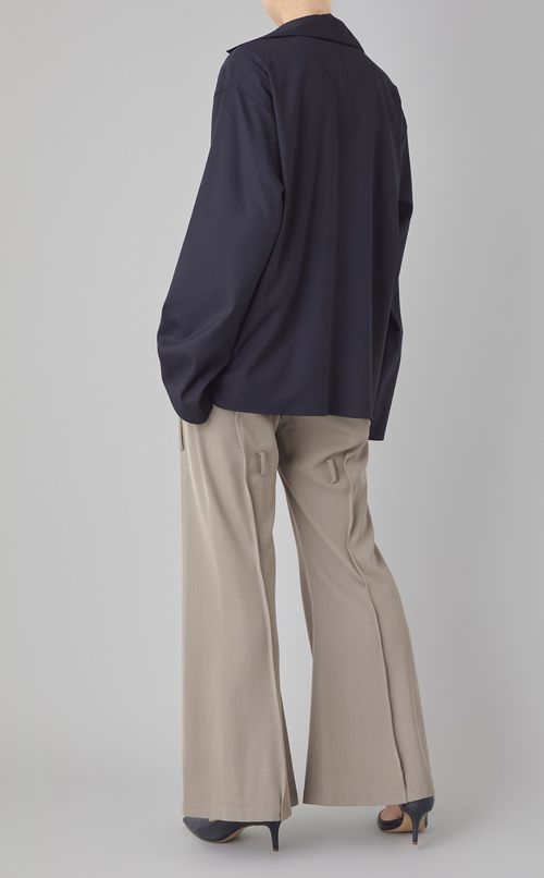 ウールトロスキッパー深Vネックシャツ