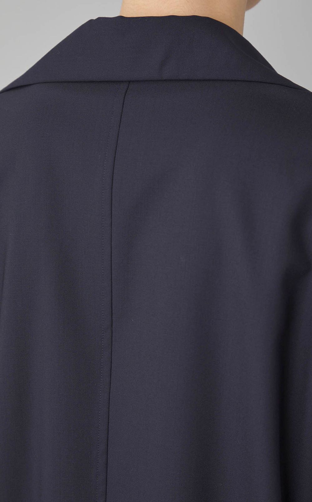 ウールトロスキッパー深Vネックシャツ