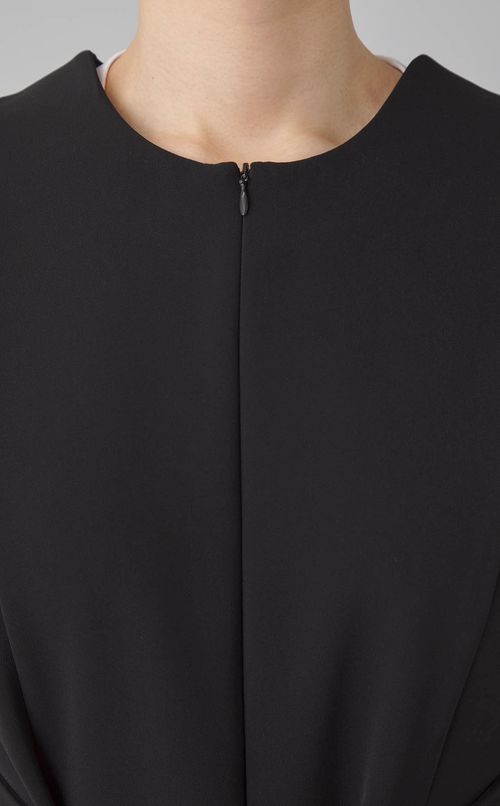 ノースリーブベルテッドジャンプスーツ