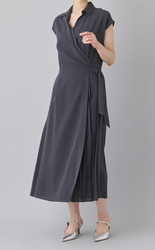 アシンメトリープリーツワンピース