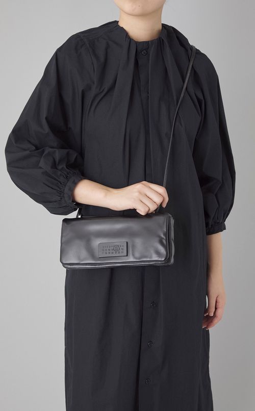 NUMERICショルダーバック