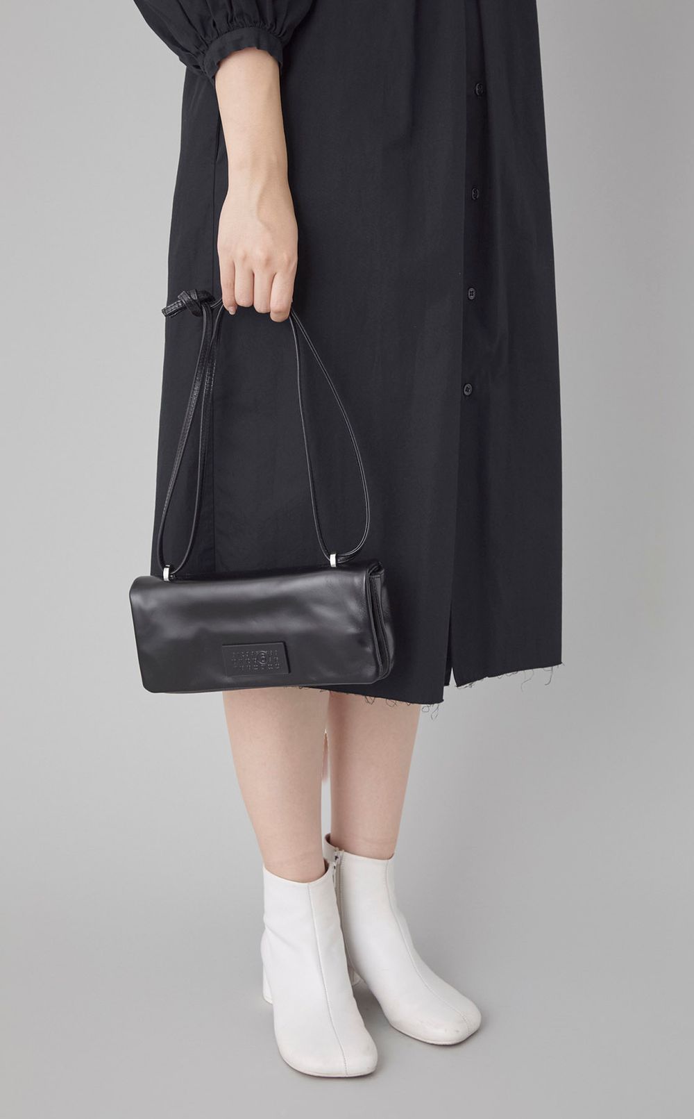 NUMERICショルダーバック