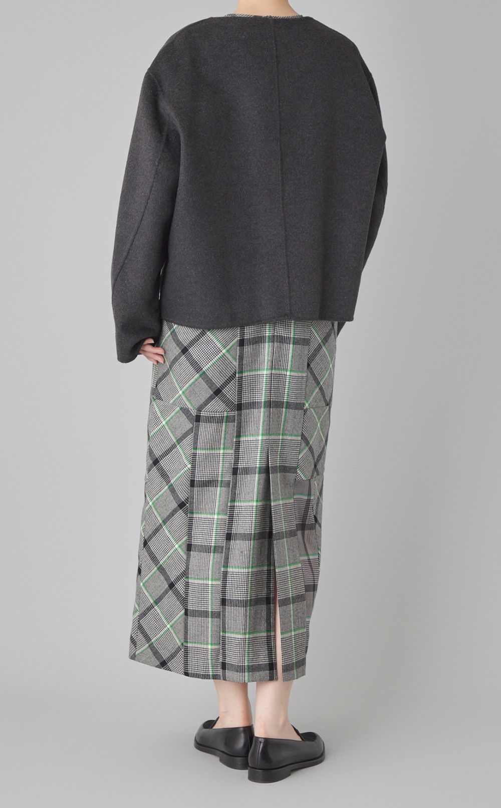 リバーシブルノーカラーブルゾン