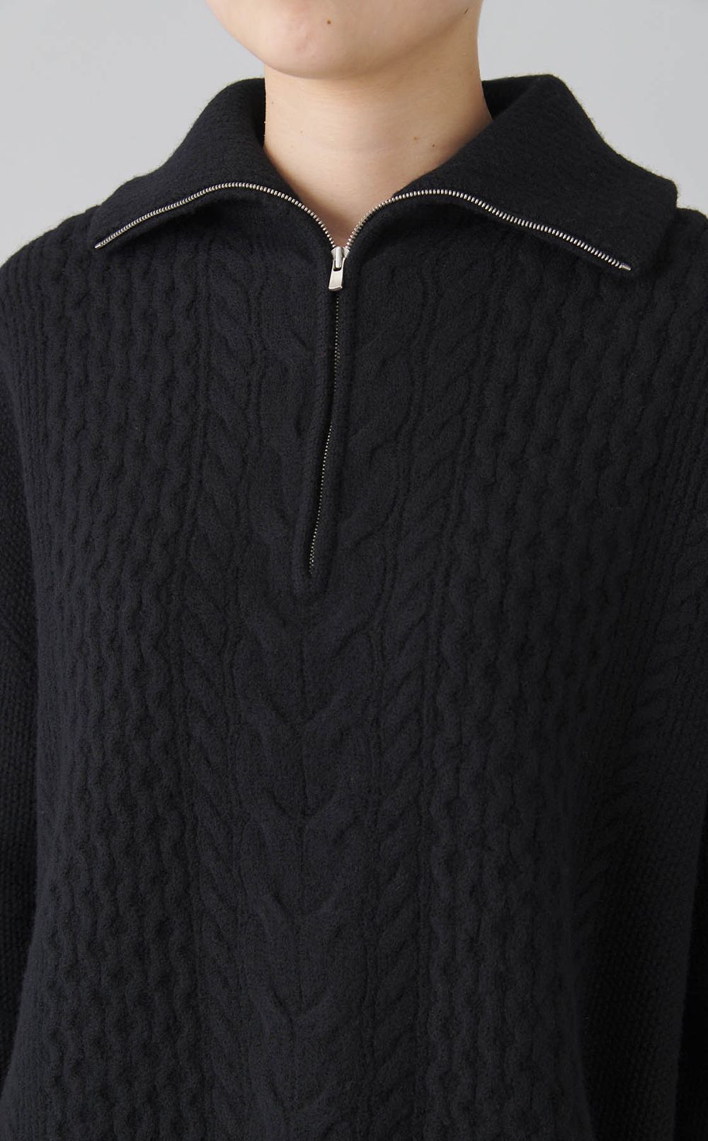 ハーフジップミドルゲージニット