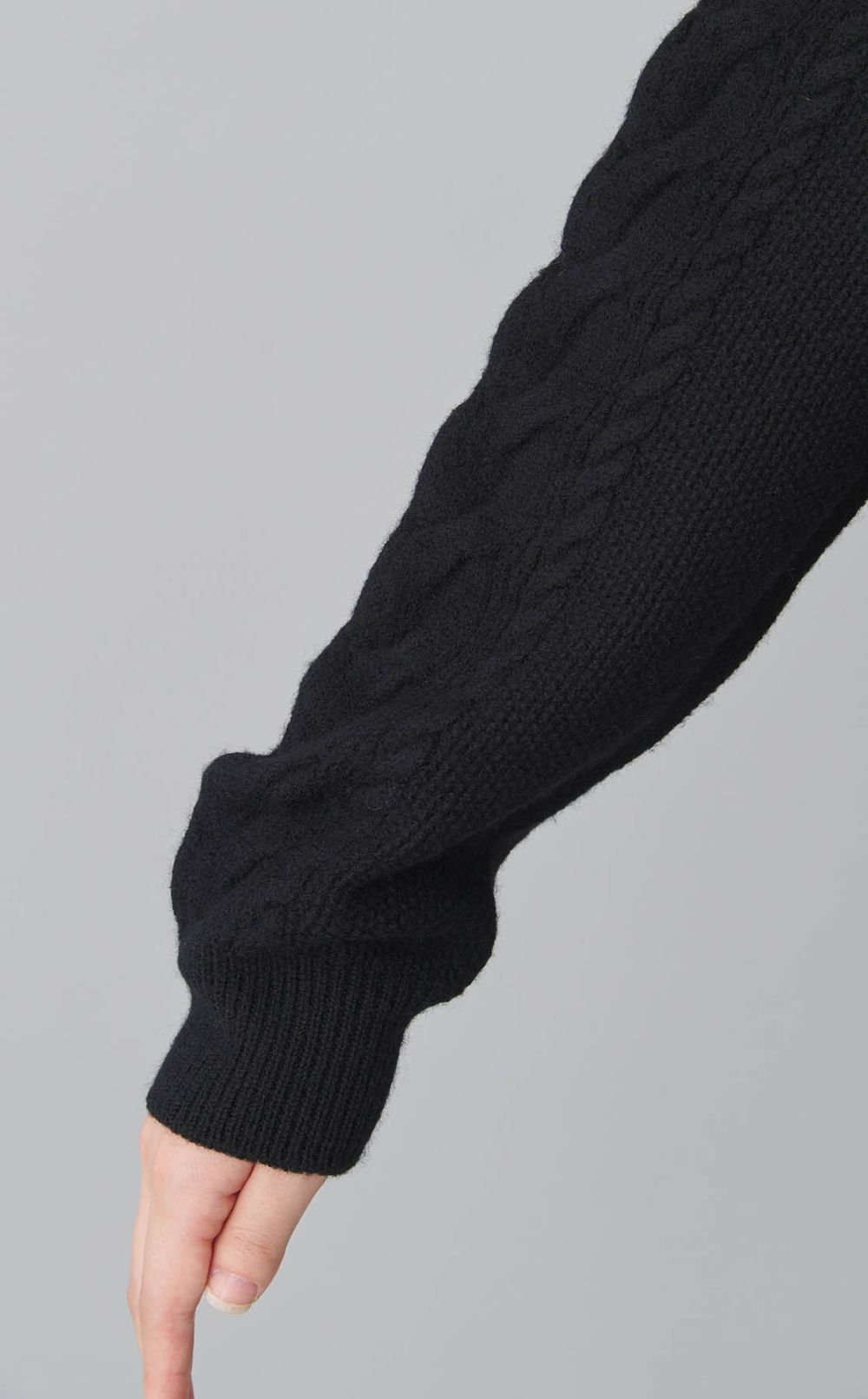 ハーフジップミドルゲージニット