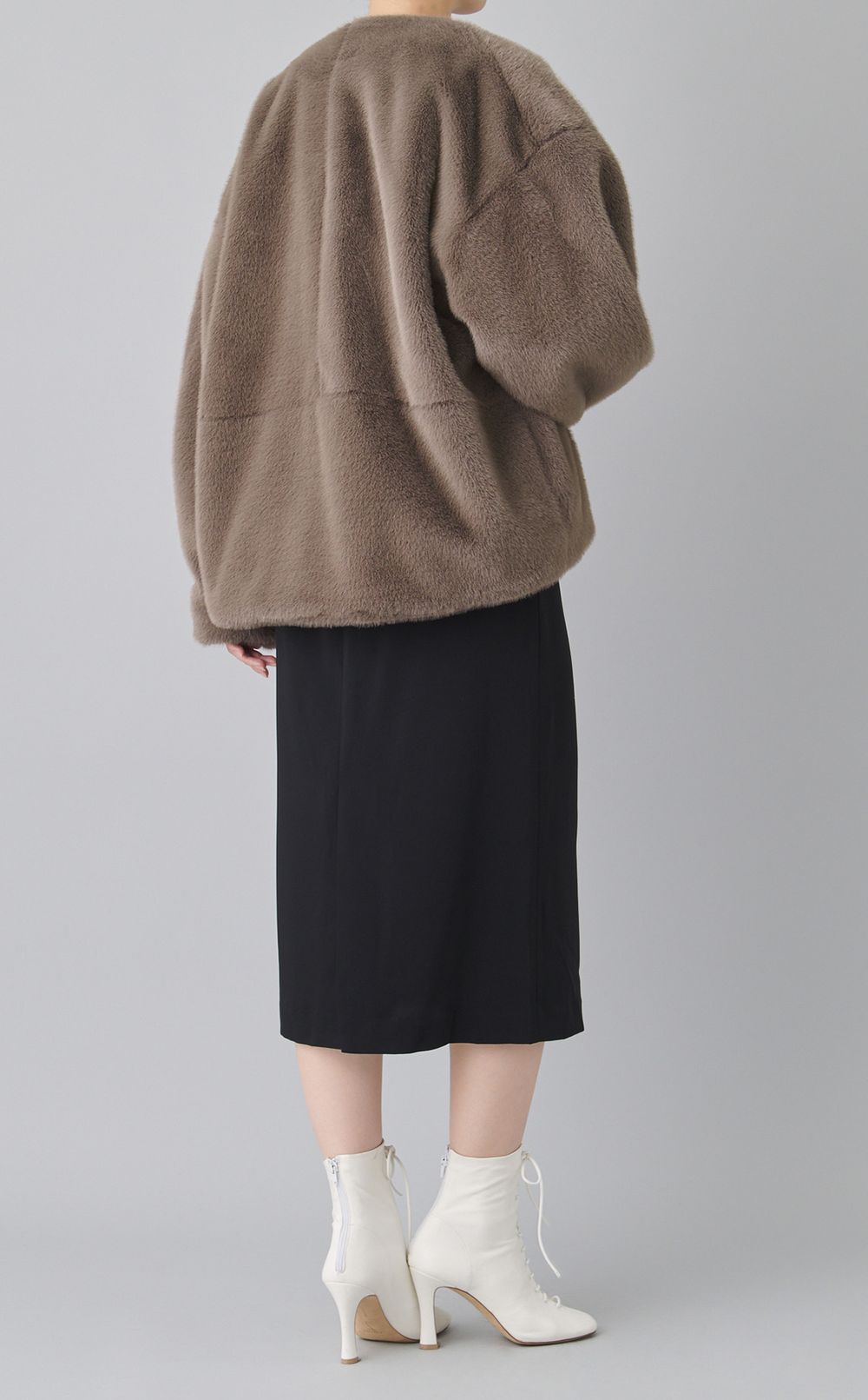 Vネックエコファージャケット