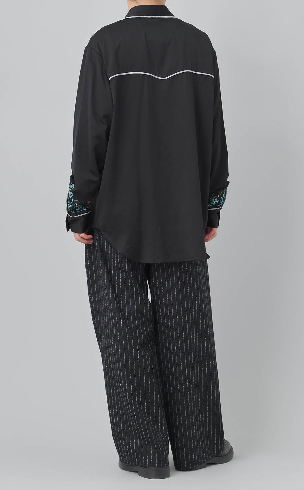 エンブロイダリーウエスタンシャツ