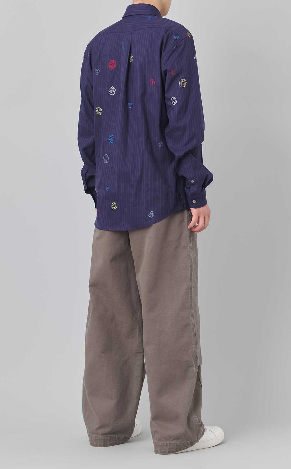 FUTURAカジュアルシャツ