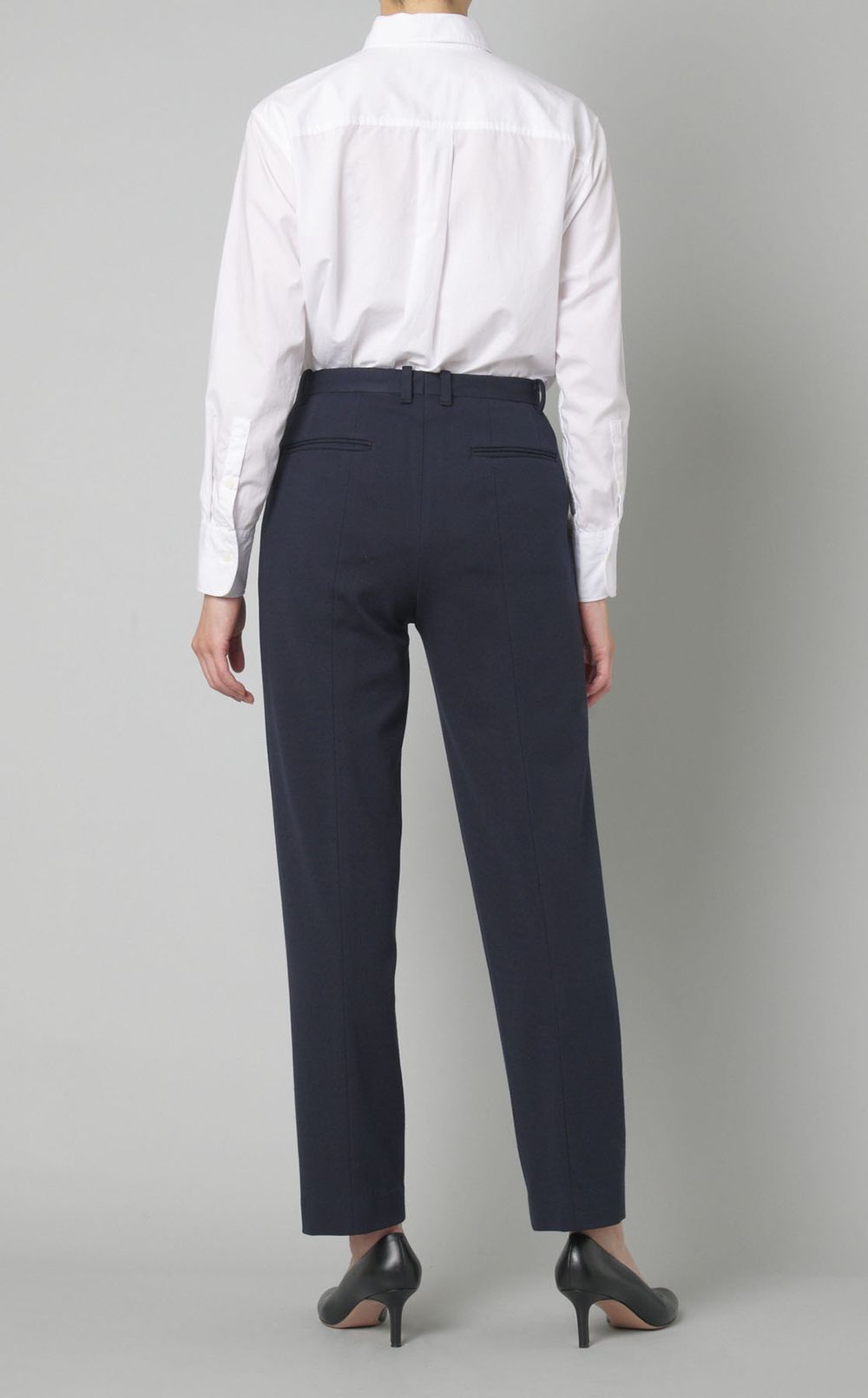 テーパードシガレットパンツ