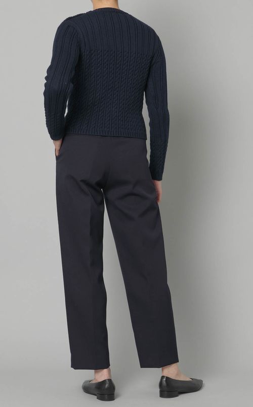 ケーブルニットショートトップス