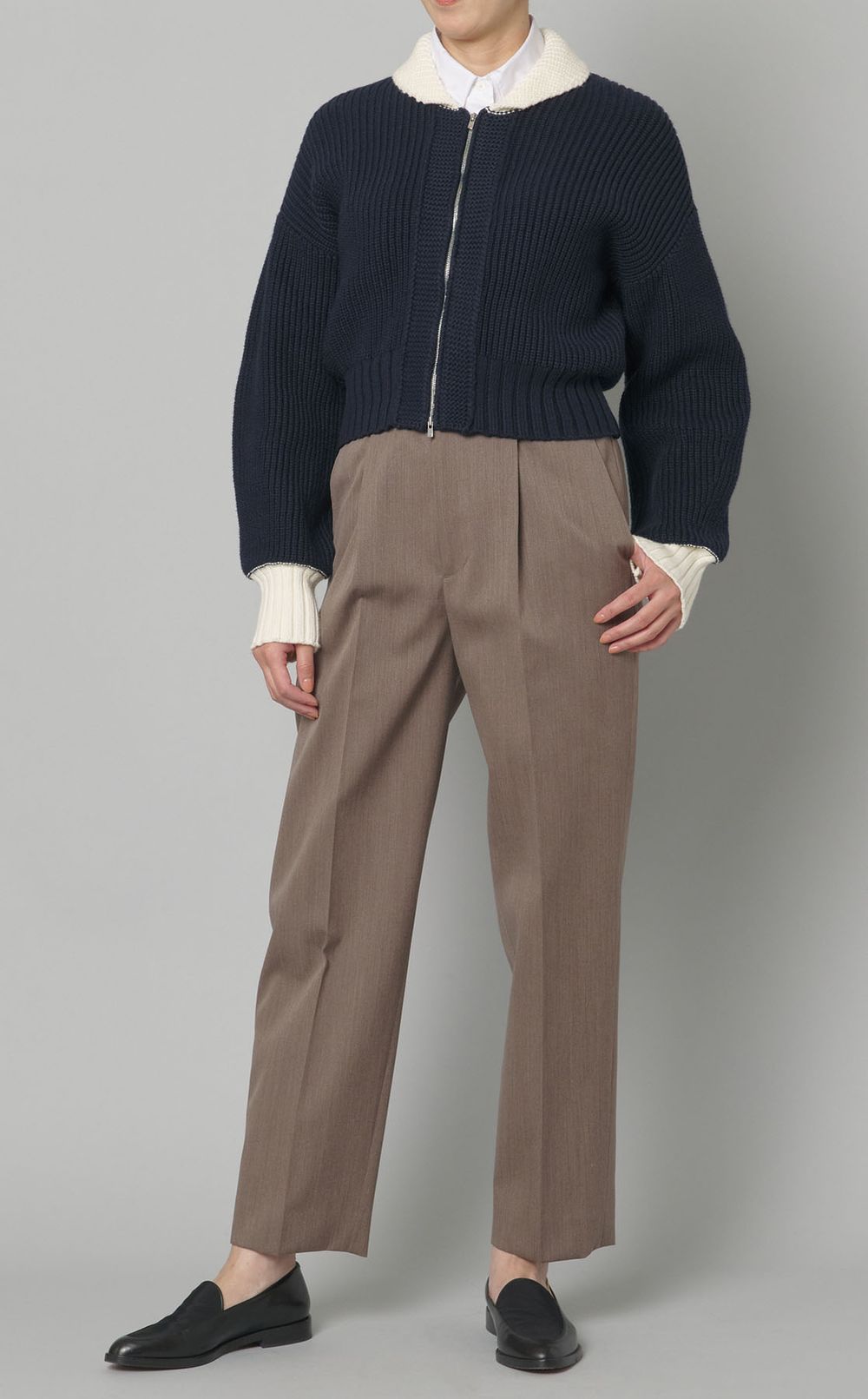 ウールギャバストレートパンツ