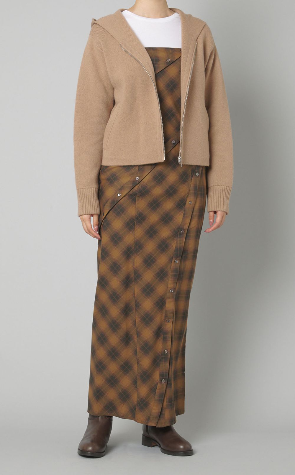 ジップアップニットパーカー