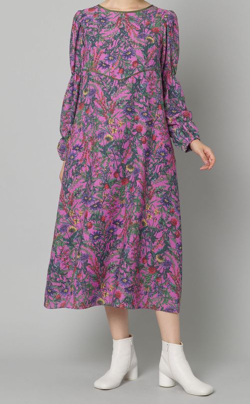 フラワープリントフレアワンピース