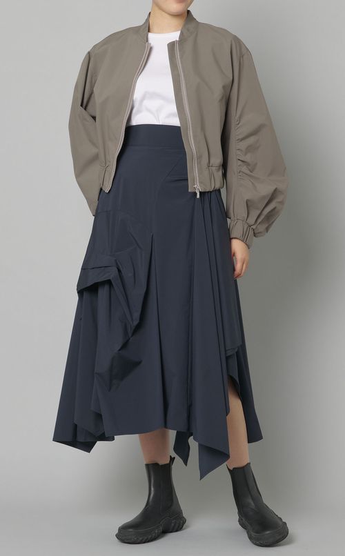アシンメトリーボリュームスカート