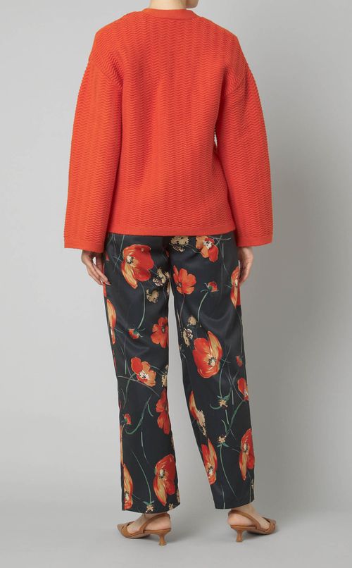 レースアップニットプルオーバー